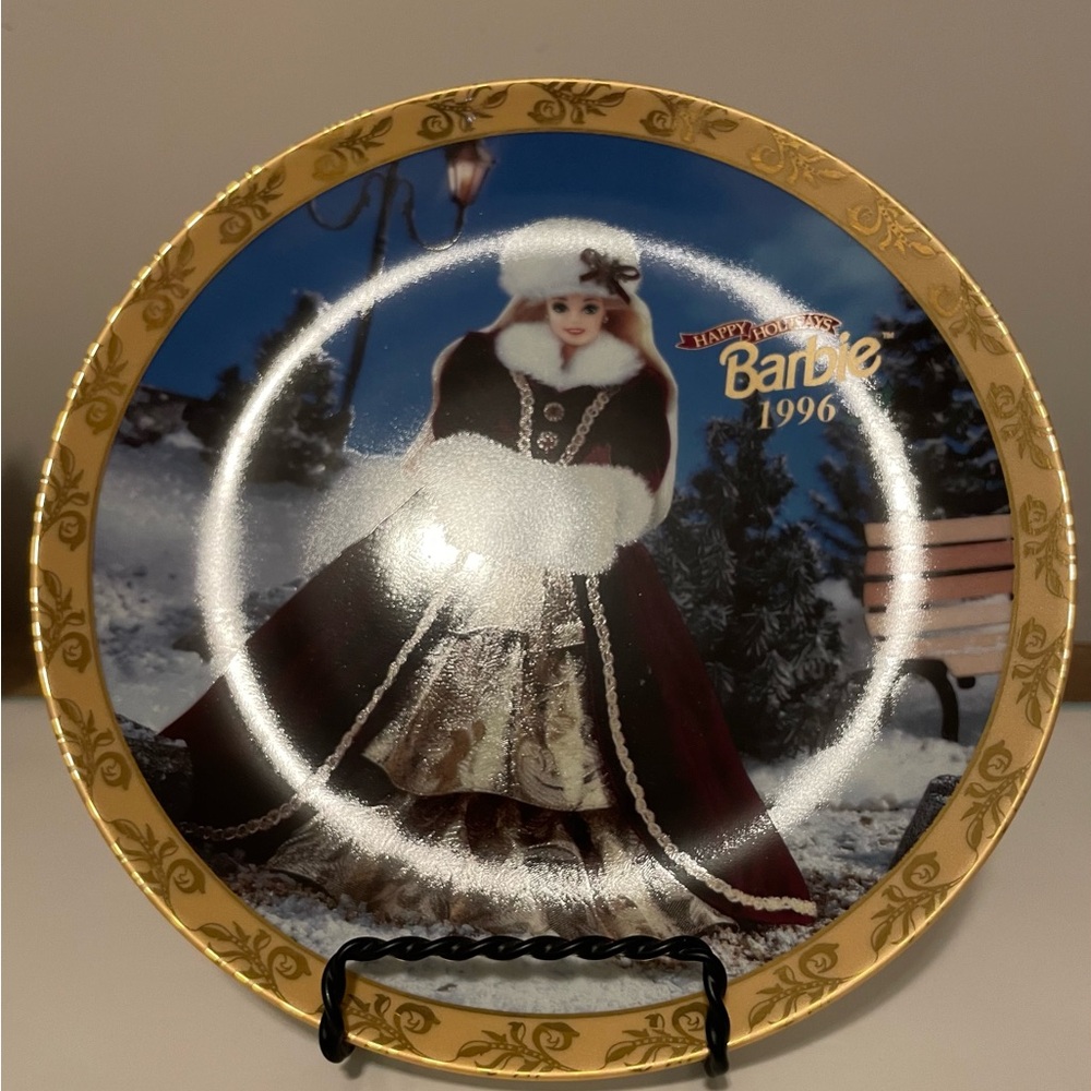 Happy Holidays porcelain Barbie plate!